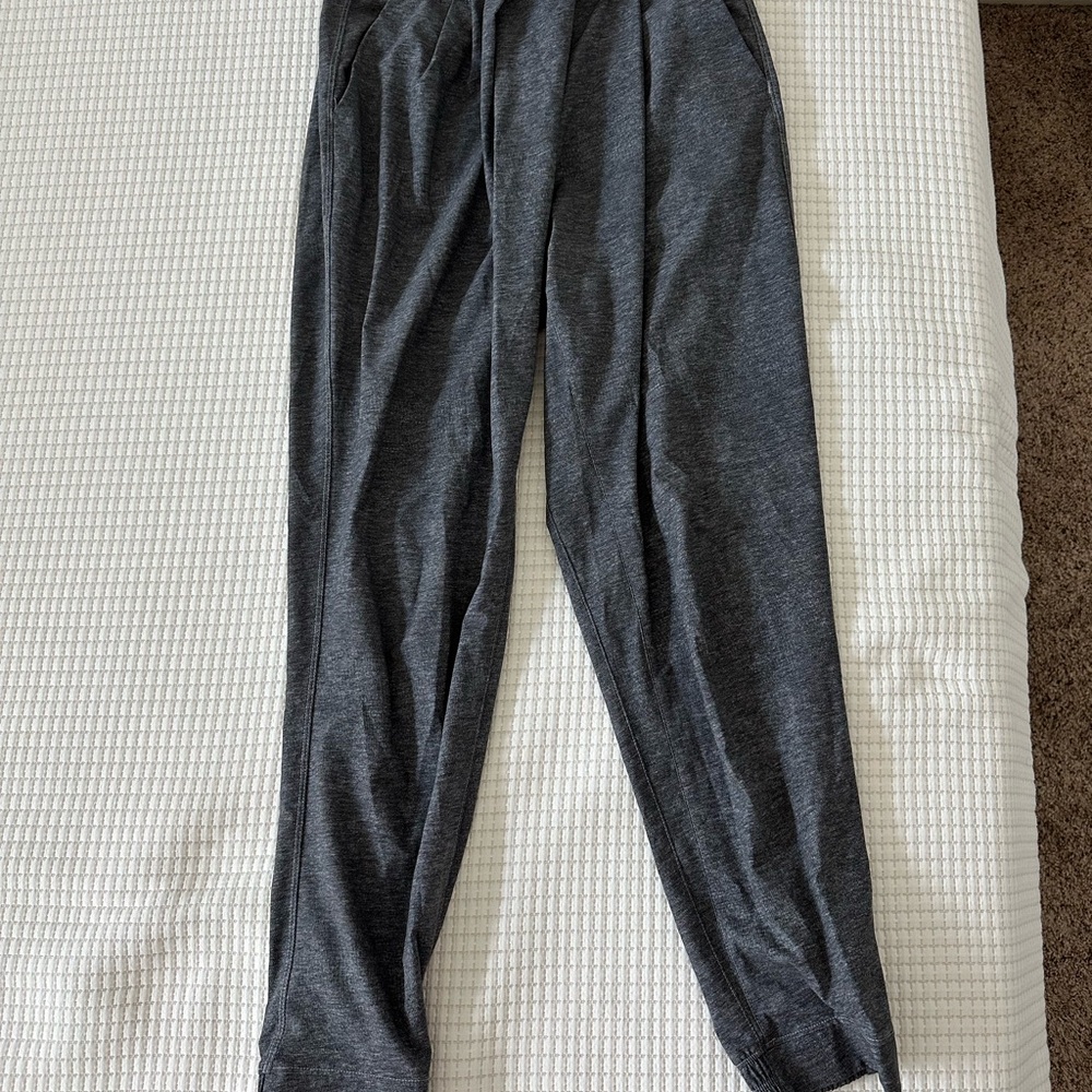 Lululemon joggers